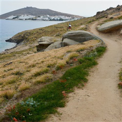 Wandelen langs de kustlijn van Mykonos: Een onvergetelijke ervaring